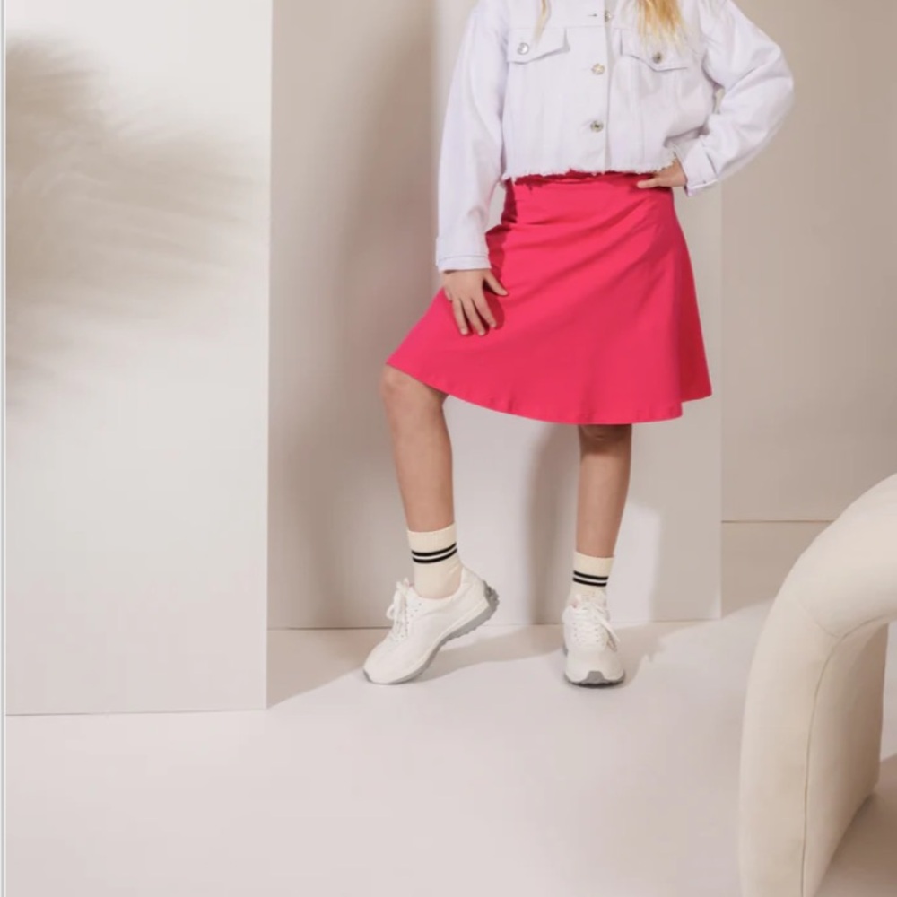 Three Bows- Fucshia Camp Skirt NWT